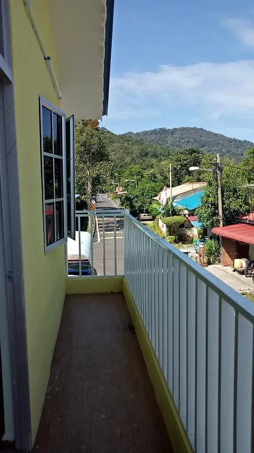 M'S Place Chalet Bed&Breakfast George Town Malesia